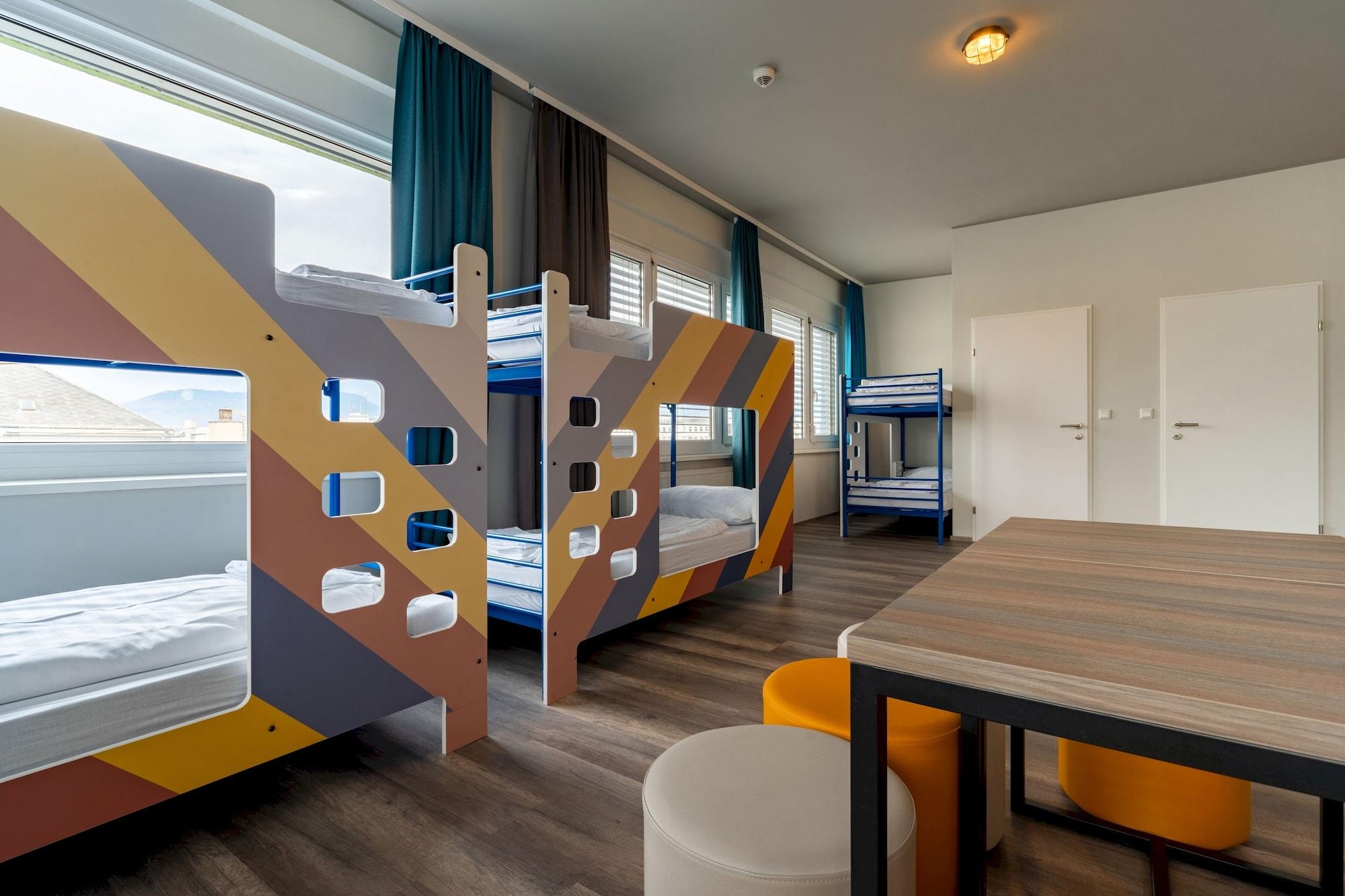 A&O Graz Hauptbahnhof Hostel Εξωτερικό φωτογραφία
