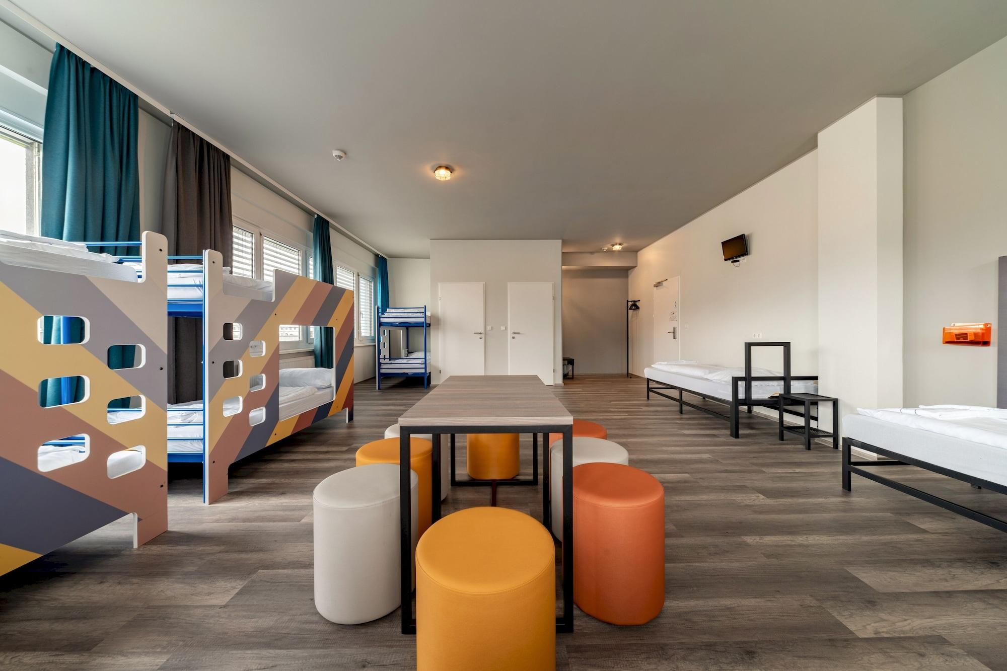 A&O Graz Hauptbahnhof Hostel Εξωτερικό φωτογραφία