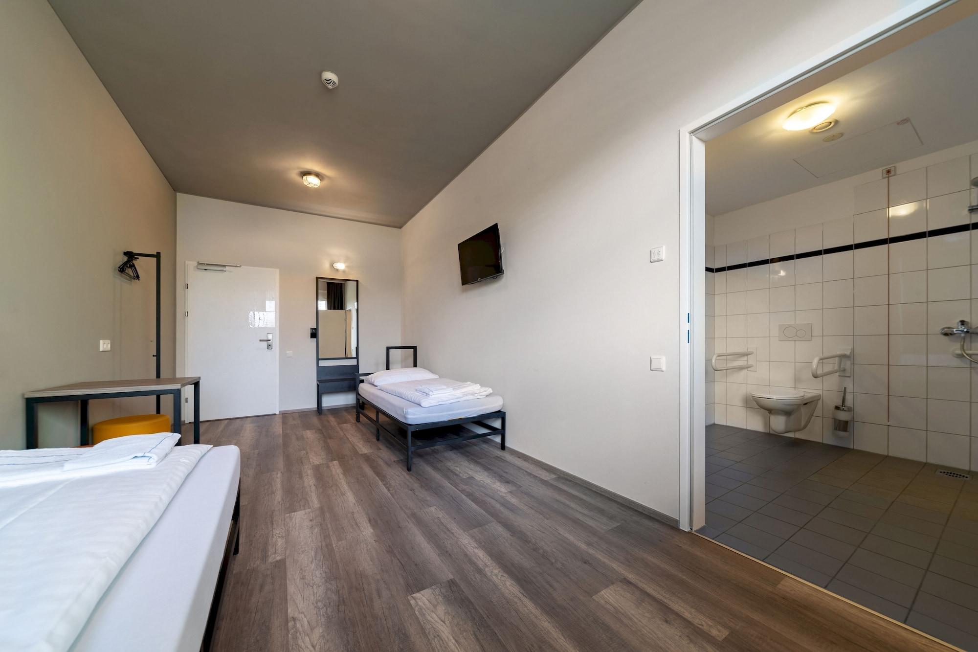 A&O Graz Hauptbahnhof Hostel Εξωτερικό φωτογραφία