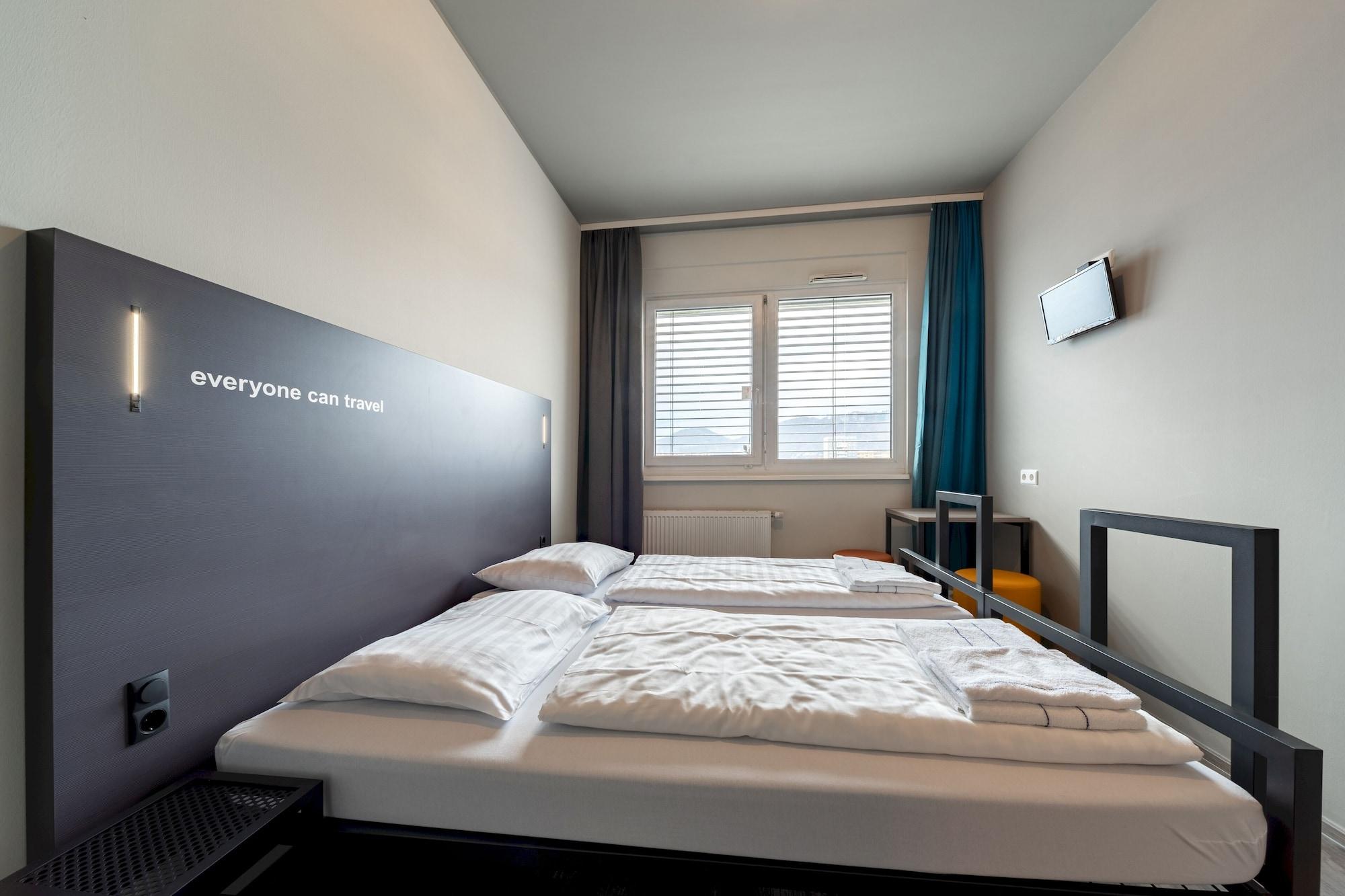 A&O Graz Hauptbahnhof Hostel Εξωτερικό φωτογραφία