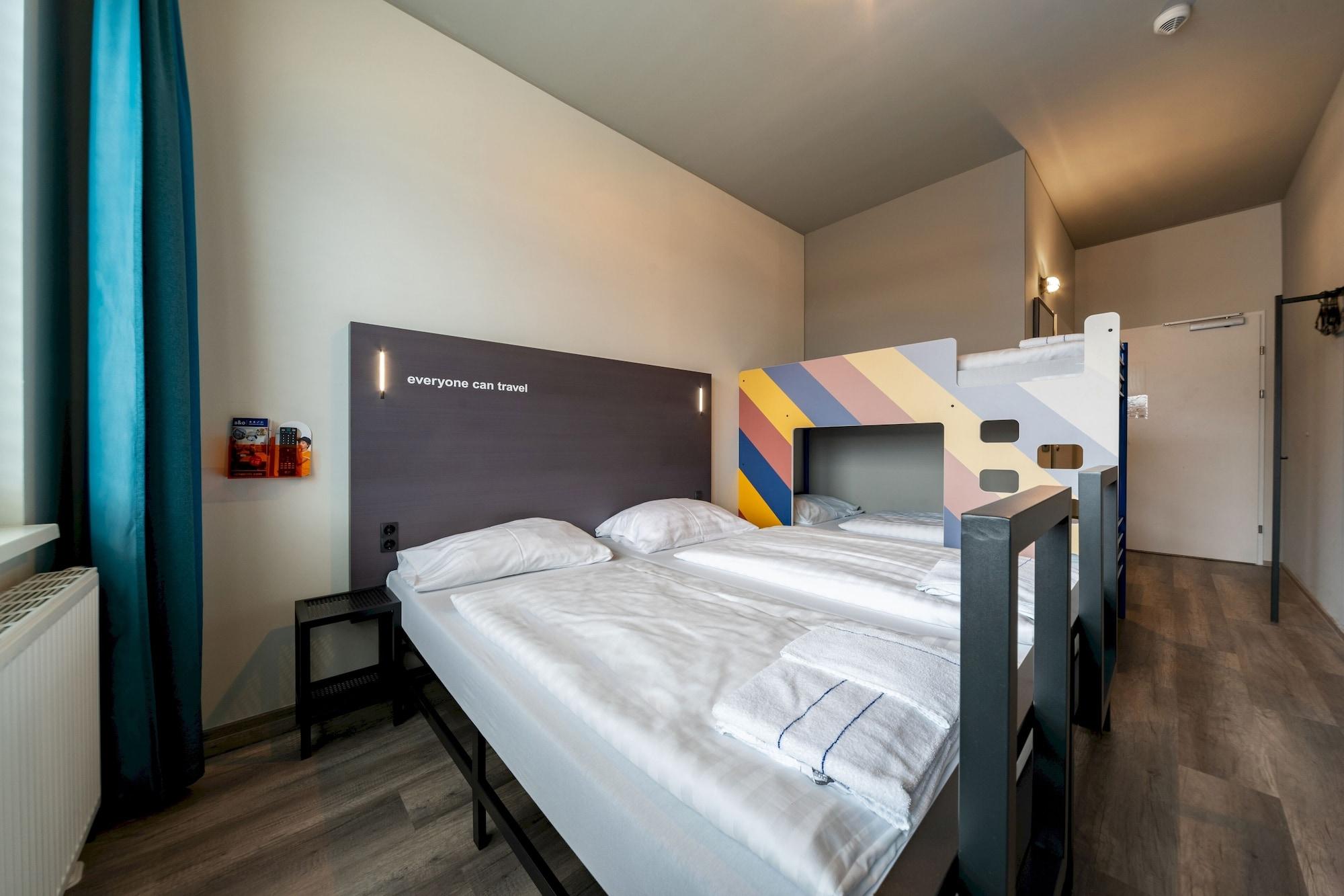 A&O Graz Hauptbahnhof Hostel Εξωτερικό φωτογραφία